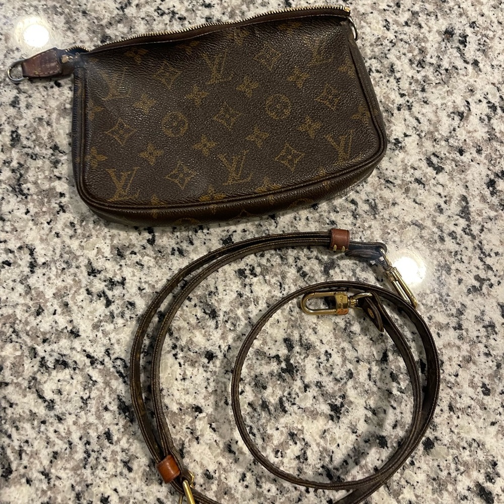 Authentic Louis Vuitton Pochette Old Model with strap